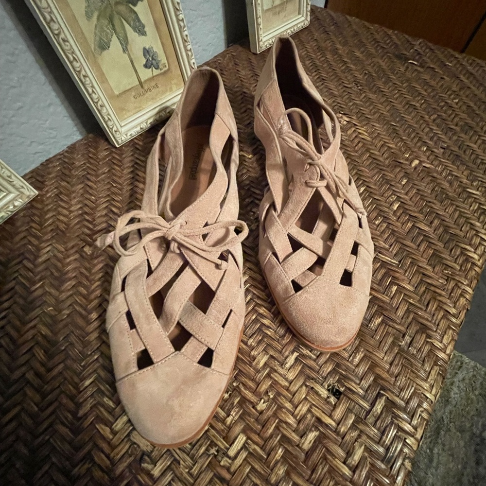 Jeffrey Campbell Canela suede shoes.